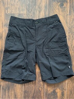 REI Sahara Bermuda Pirate Black Size 6 Shorts